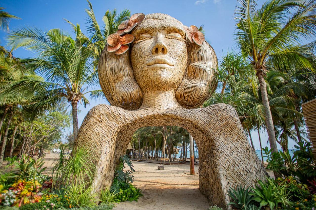 Hola Beach - Beach Club & Eco Glamping Resort เก้ก่า ภายนอก รูปภาพ