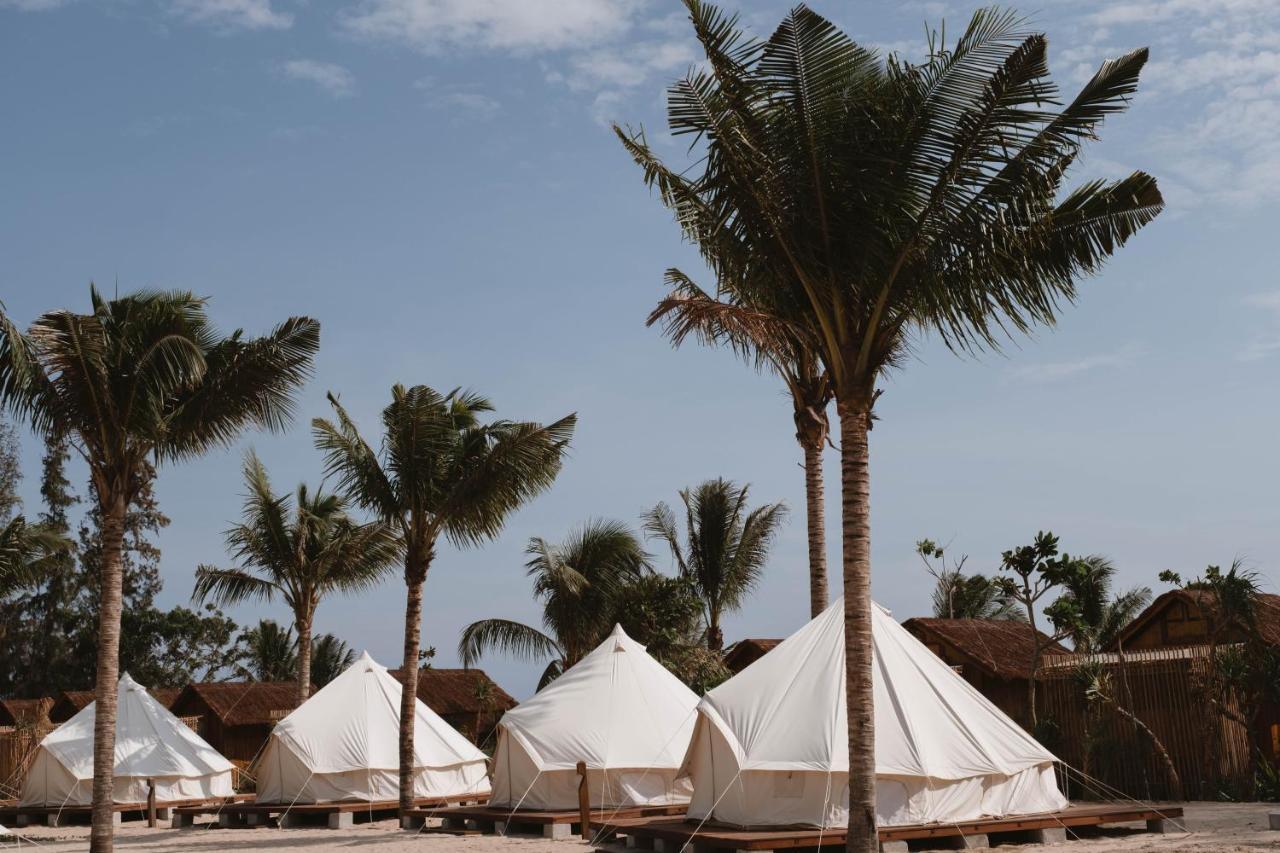 Hola Beach - Beach Club & Eco Glamping Resort เก้ก่า ภายนอก รูปภาพ