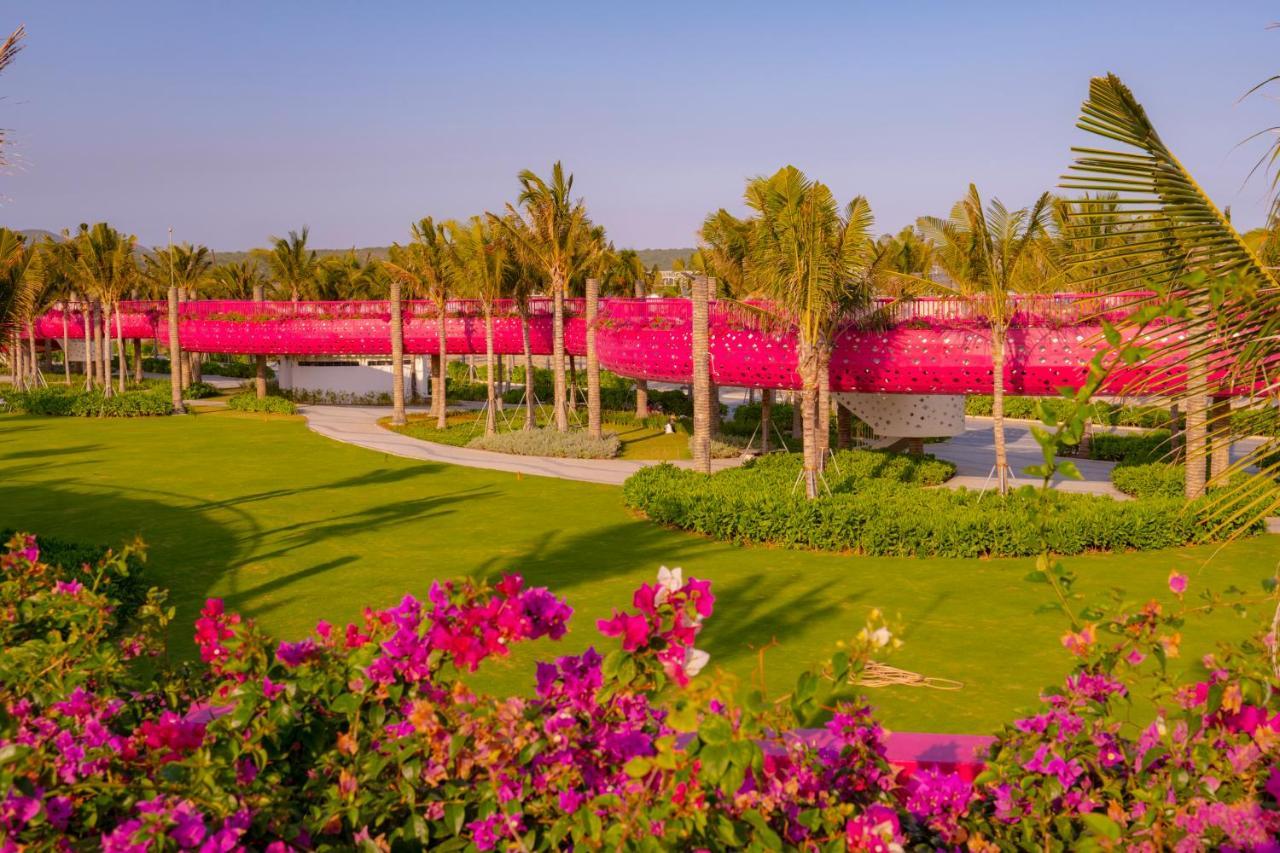 Hola Beach - Beach Club & Eco Glamping Resort เก้ก่า ภายนอก รูปภาพ