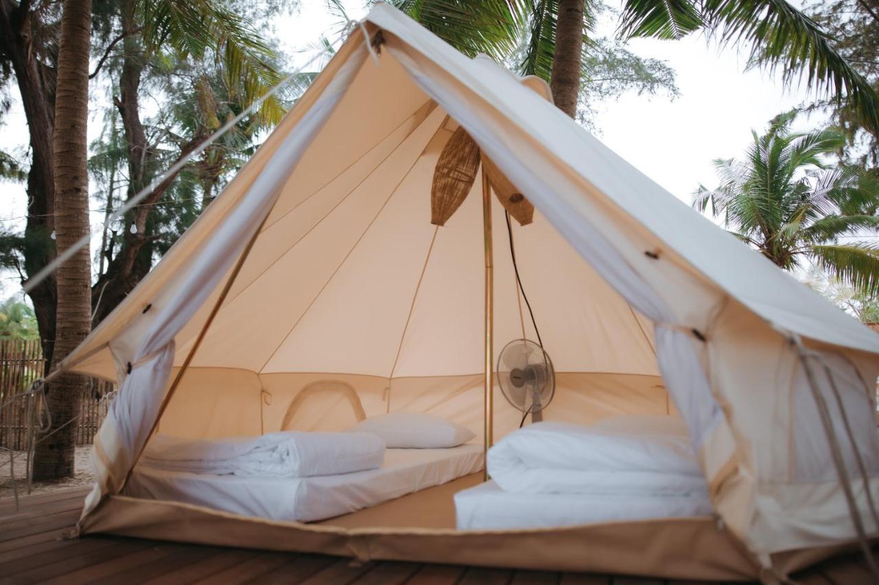Hola Beach - Beach Club & Eco Glamping Resort เก้ก่า ภายนอก รูปภาพ
